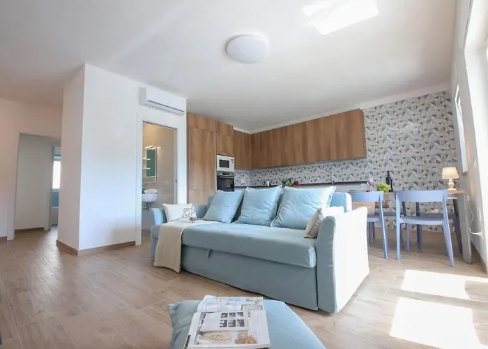 Dimora Paradiso, Monopoli, Puglia, Sea-View, Stylish, Family Friendly Home