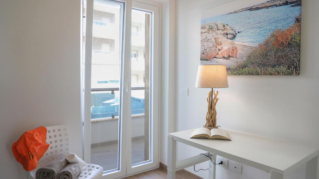 Dimora Paradiso, Monopoli, Puglia, Sea-view, Stylish, Family Friendly *